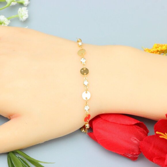 "Elegant & Trendy Bracelet, A Perfect Gift for Women, Thoughtful, EVCH1644 - Picture 1 of 10
